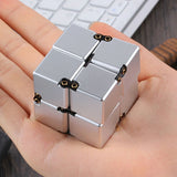 Unlimited folding fingertips magic cube